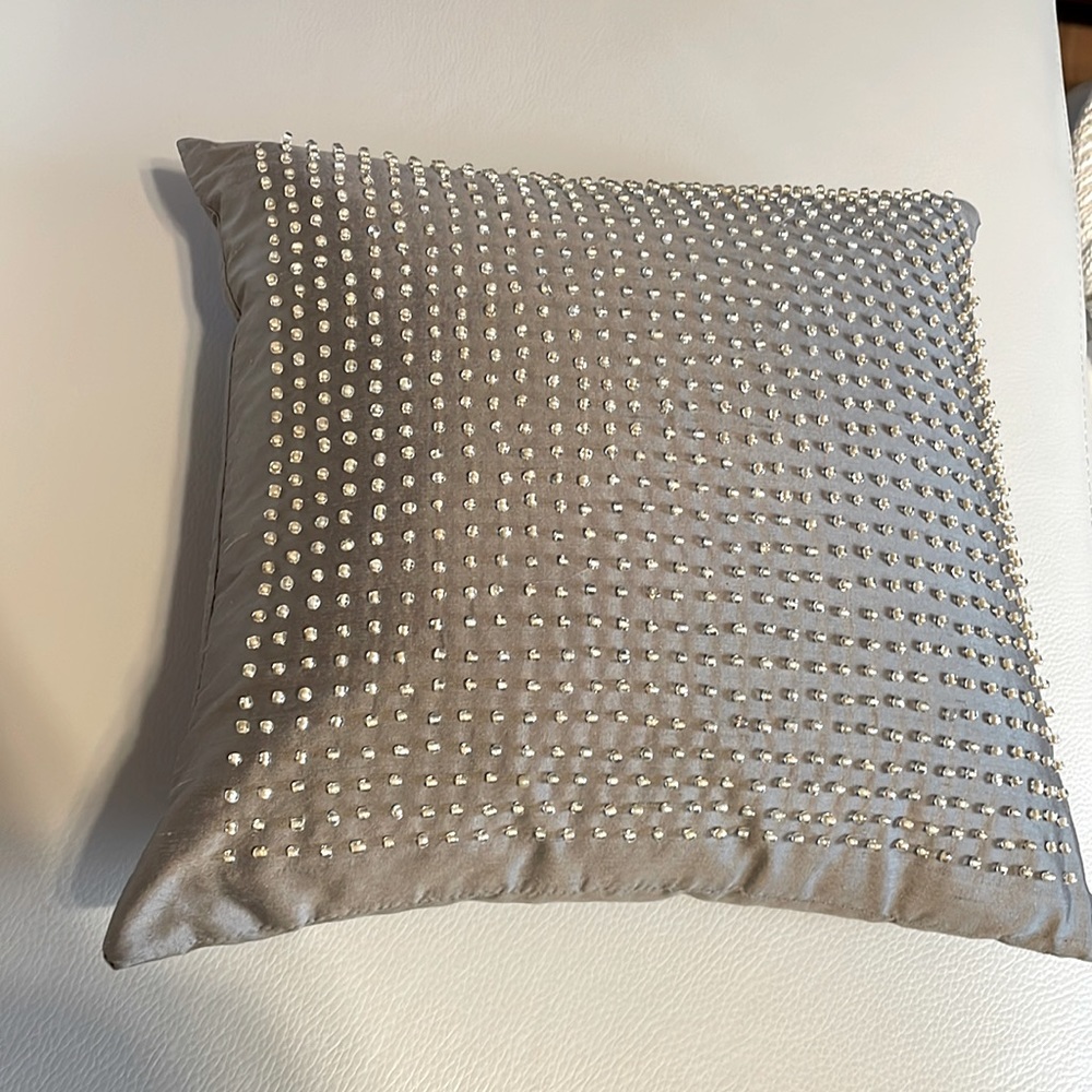 New gray silk throw pillow accent beads 14”x 14” square. Not filled